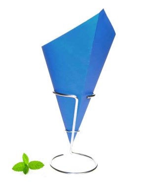 Fish and Chips cone made of 90 grams paper with blue print